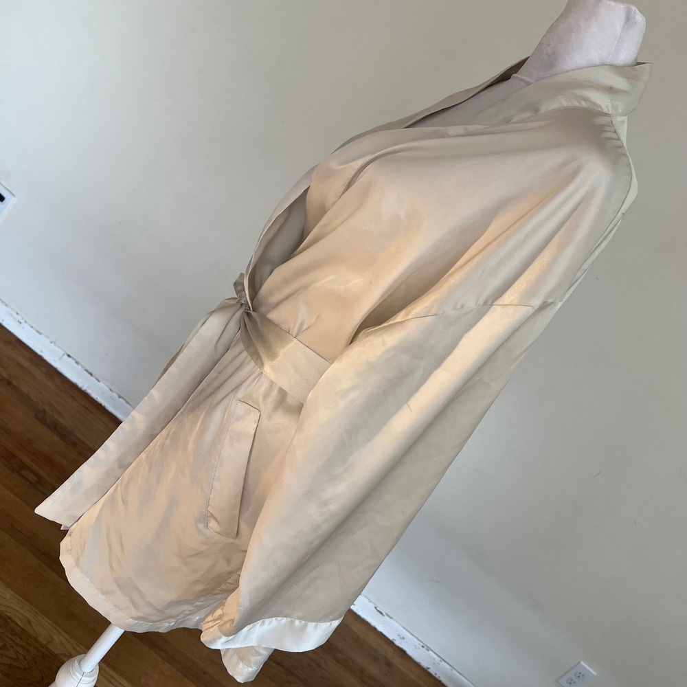 Victoria's Secret Satin Robe Champagne Ivory One Size Wrap Belted Pockets - Picture 4 of 6